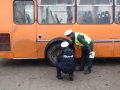 Kontrolują autobusy wiozące dzieci na ferie