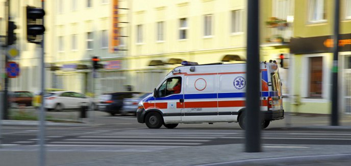 Artykuł: O krok od tragedii. Starszy mężczyzna dostał ataku epilepsji w centrum Olsztyna
