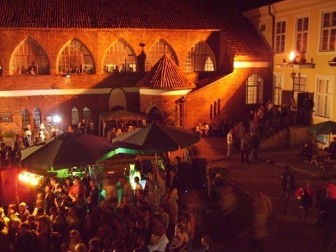42591_zdjcie_z_atmosfery_Midzynarodowej_Nocy_Muzew_w_Olsztynie_fot._Grzegorz_Kumorowicz_Muzeum_Warmii_i_Mazur_480