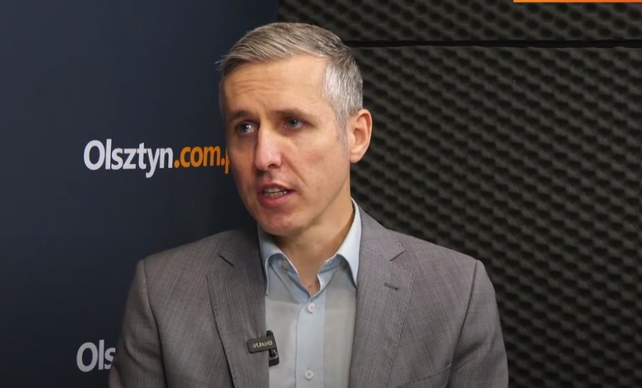 Artykuł: „Popyt bierze się z deficytu mieszkaniowego” . Dr Marcin Janusz opowiedział o rynku nieruchomości [WIDEO]
