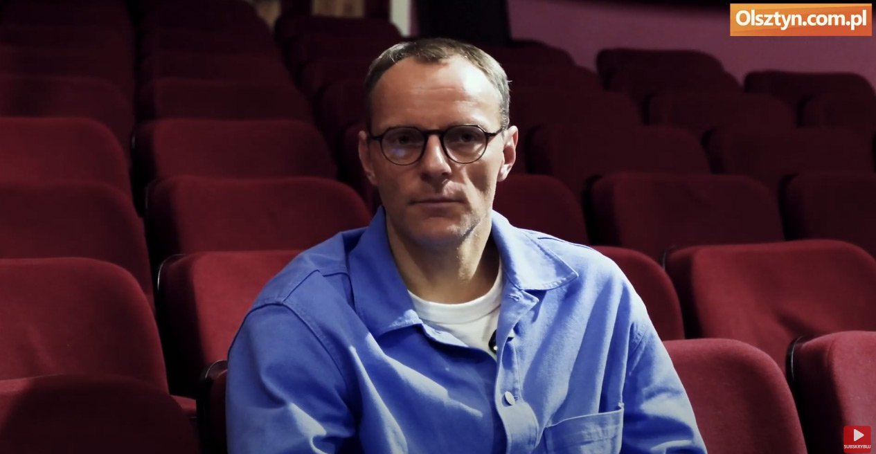 Artykuł: „Patrzymy do przodu, budujemy teatr, chcemy odzyskać dialog”. Jak Paweł Dobrowolski odnajduje się na stanowisku dyrektora? [WIDEO]