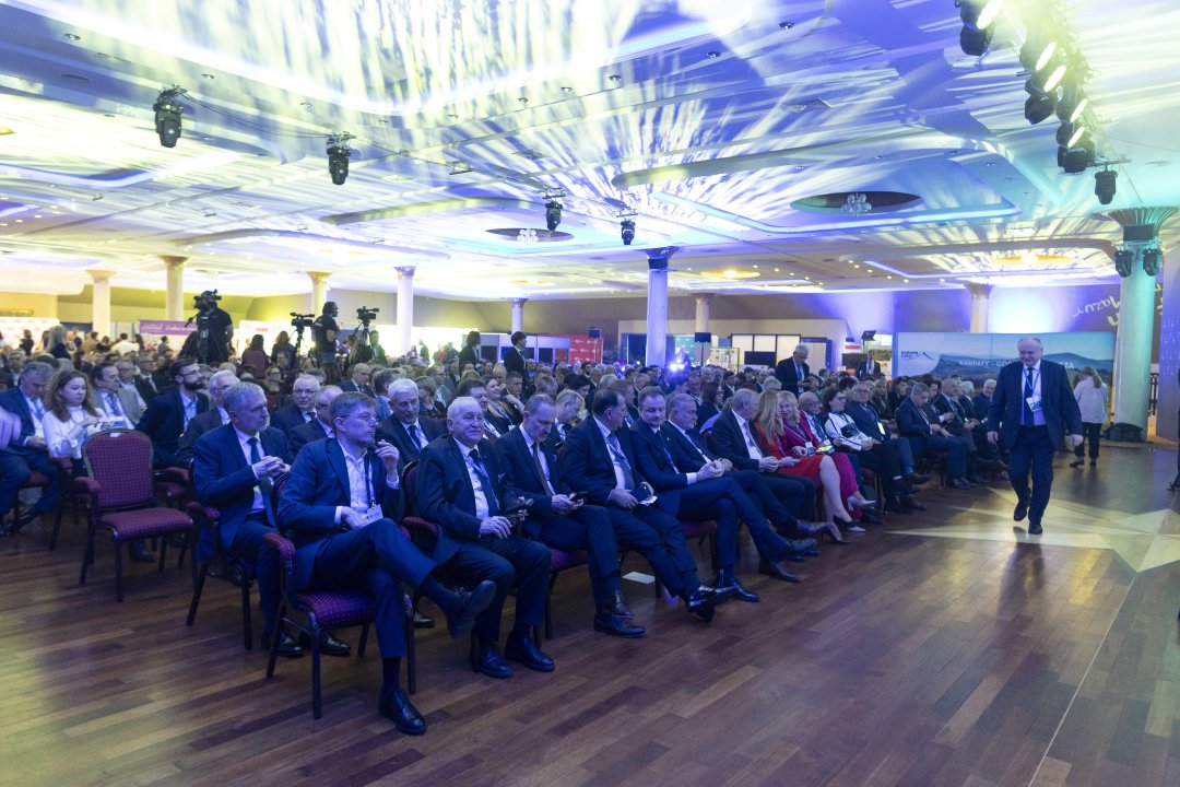Artykuł: IX Europejski Kongres Samorządów. Rozmawialiśmy z liderami samorządów, biznesu i ekspertami [WIDEO]