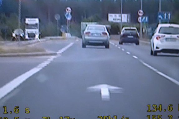 Artykuł: Emocjonalny 31-latek wykręcił 134 km/h na ul. Sielskiej w Olsztynie [WIDEO]