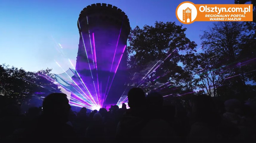 Artykuł: Pokaz laserowy rozświetlił wieżę Obserwatorium Astronomicznego w Olsztynie [WIDEO]