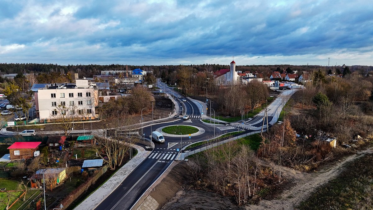 Artykuł: Kierowcy w Olsztynie odetchnęli. Nowe rondo w pełni przejezdne [WIDEO]