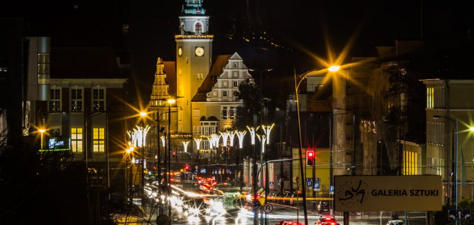 Artykuł: Wiemy, w jakim klubie jest najbogatszy radny!