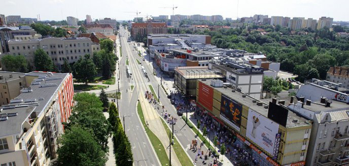 Artykuł: Policjanci otrzymali dramatyczne zgłoszenie. Agresywny mężczyzna w centrum Olsztyna uderzył seniorkę?