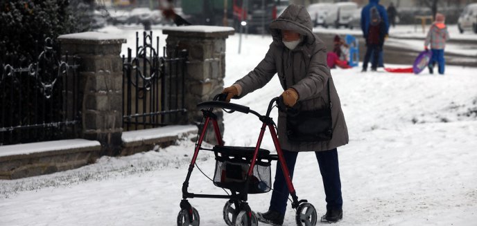 90-latka błąkała się po ulicach Olsztyna. Seniorka nie wiedziała, jak się nazywa