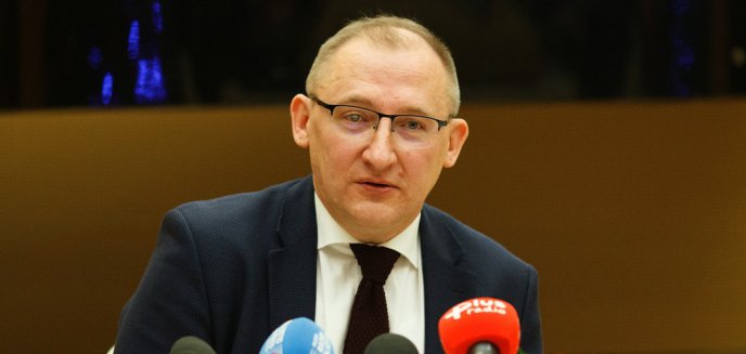 Artykuł: Dlaczego nowy dyrektor olsztyńskiej filharmonii został wybrany bez konkursu?