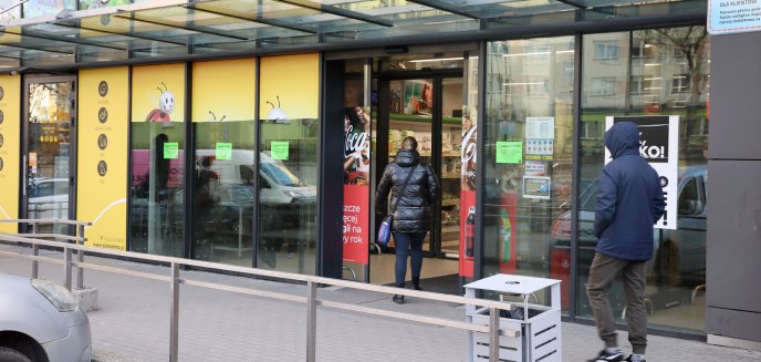 Polacy mają dość wojny cenowej między dyskontami. Mówią o chaosie  i niewielkich zyskach