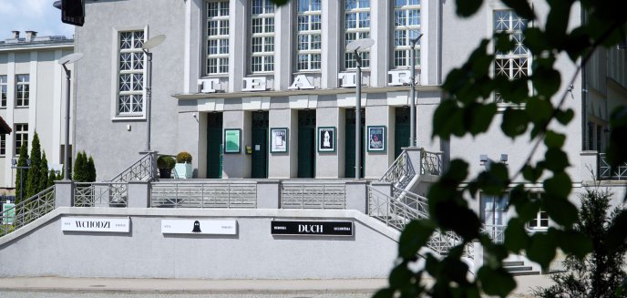 Artykuł: W Teatrze im. Stefana Jaracza w Olsztynie wystąpi pierwszy w Polsce chór LGBT+