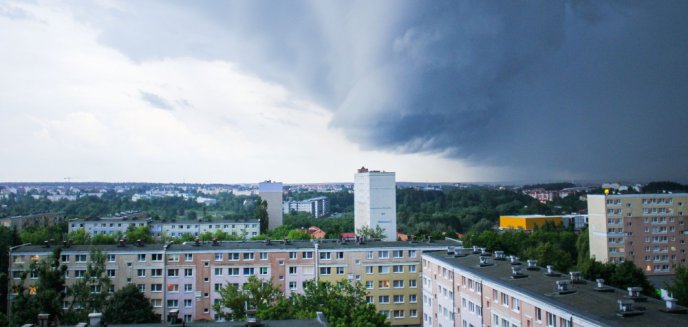 Załamanie pogody w woj. warmińsko-mazurskim. Strażacy ostatniej nocy interweniowali 27 razy