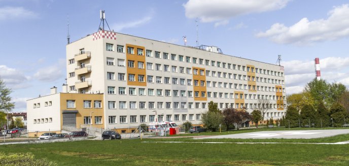 Działdowo: Szpital tonie w długach, pracownicy dostają coraz mniej. W tym czasie dyrektor inkasuje 1 mln zł rocznie