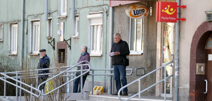 Artykuł: Koronawirus. Trzecia fala już za nami? Wzrost zakażeń w Polsce i w regionie