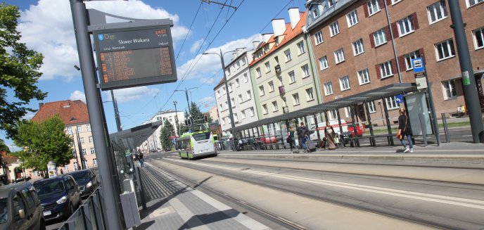 Artykuł: Od poniedziałku duże zmiany w komunikacji miejskiej. Otworzą ważne skrzyżowanie